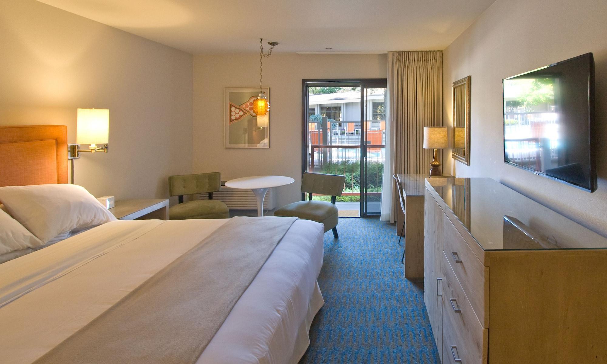 Ashland Hills Hotel & Suites Экстерьер фото