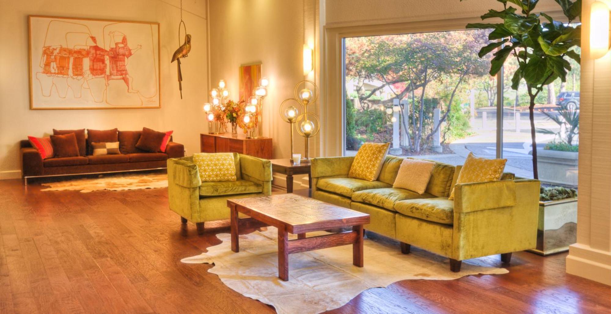 Ashland Hills Hotel & Suites Экстерьер фото
