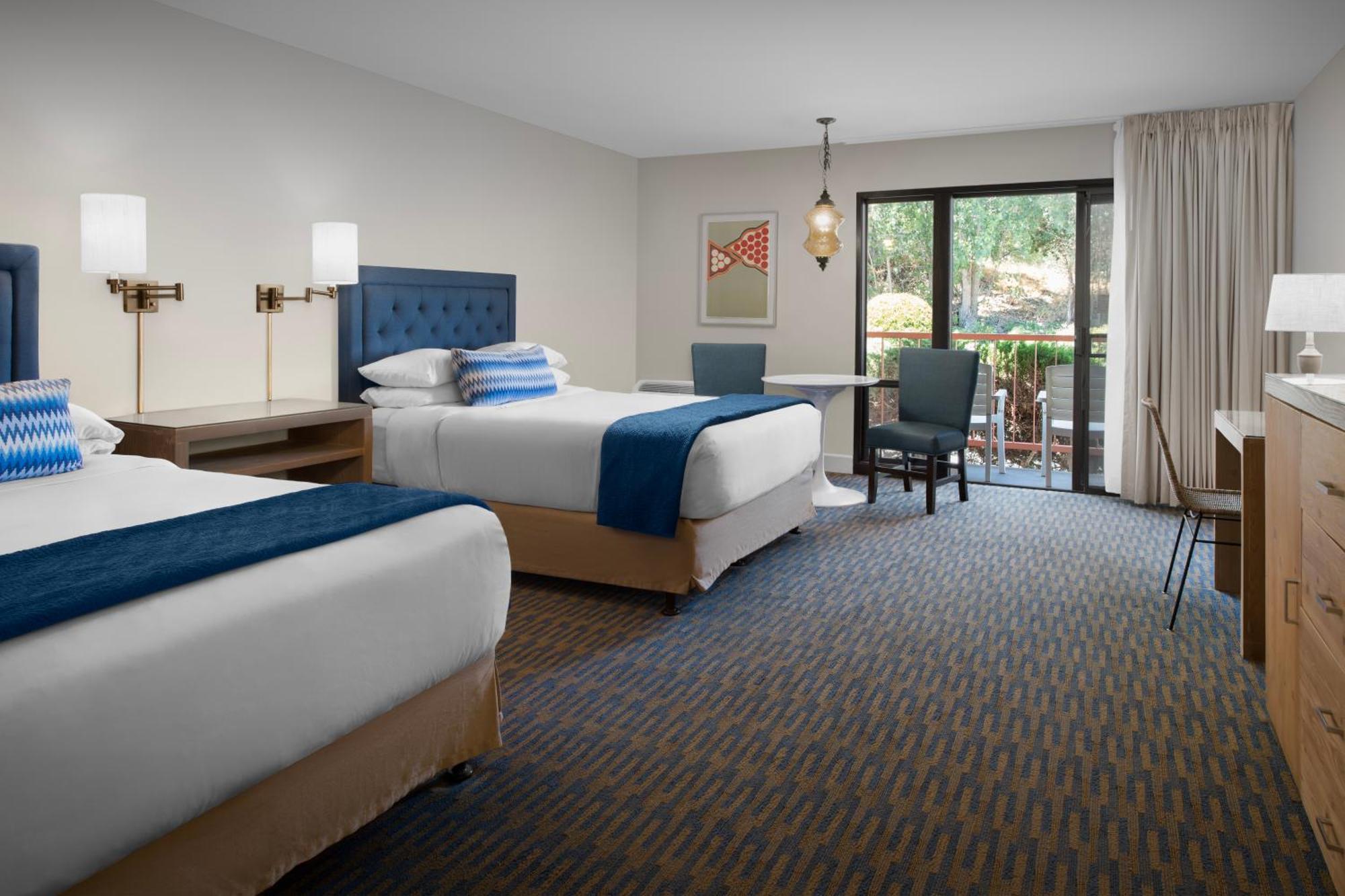 Ashland Hills Hotel & Suites Экстерьер фото